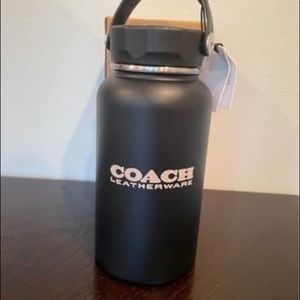 Brand New Genuine Coach members water bottle style C6392G stainless steel 25oz